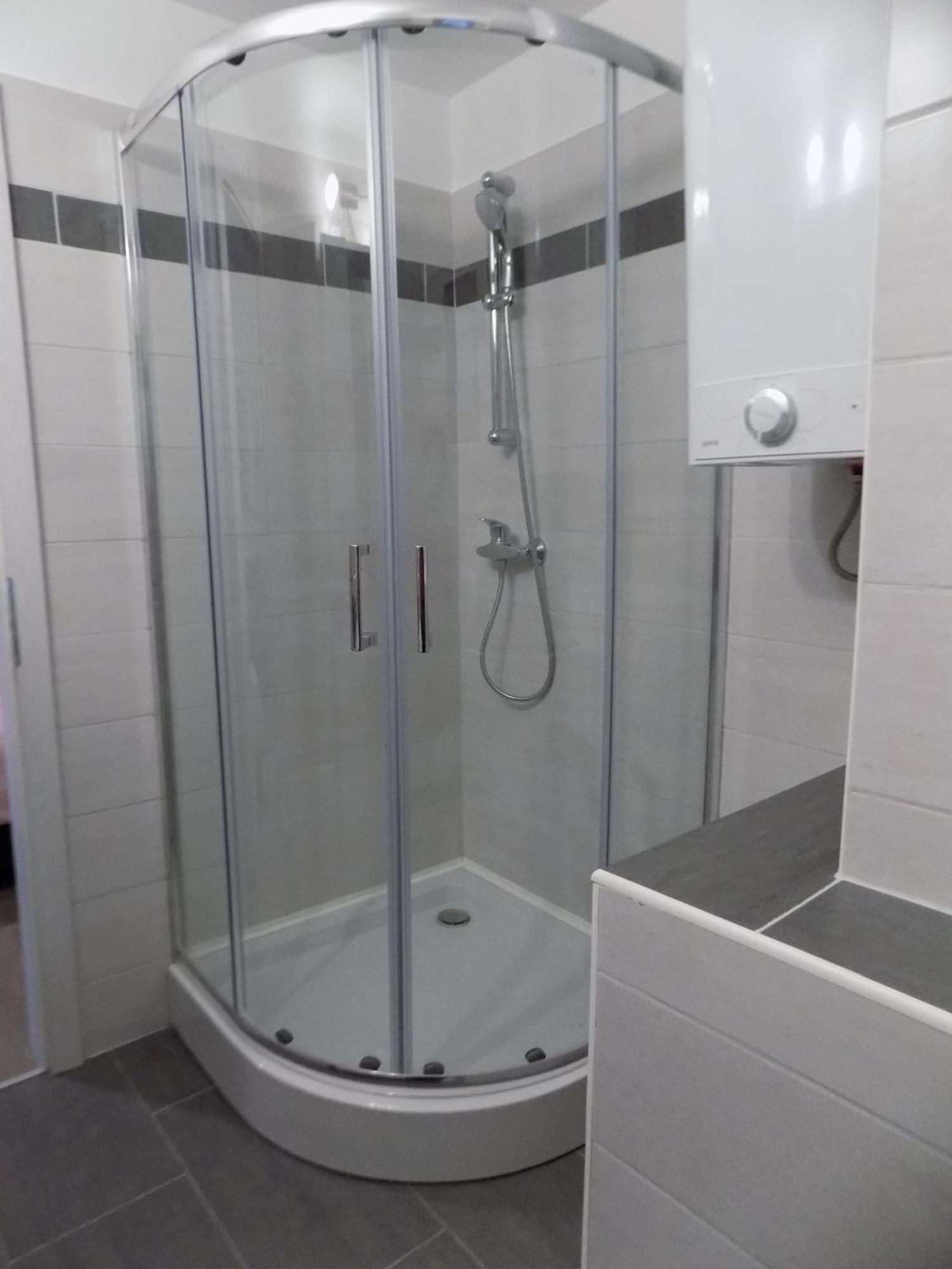 Apartment Pri Ruscu トールミン エクステリア 写真